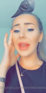 10475525