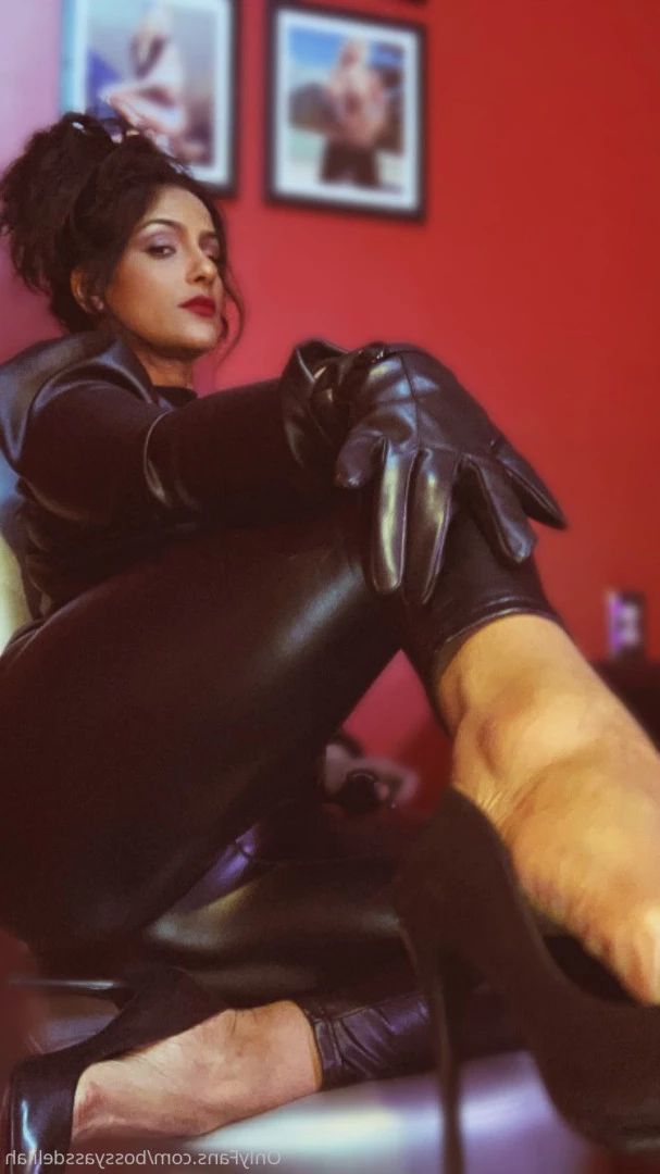 Bossy Ass Delilah [ bossyassdelilah ] Onlyfans leaked photo 8683712 on Hotleaks.tv