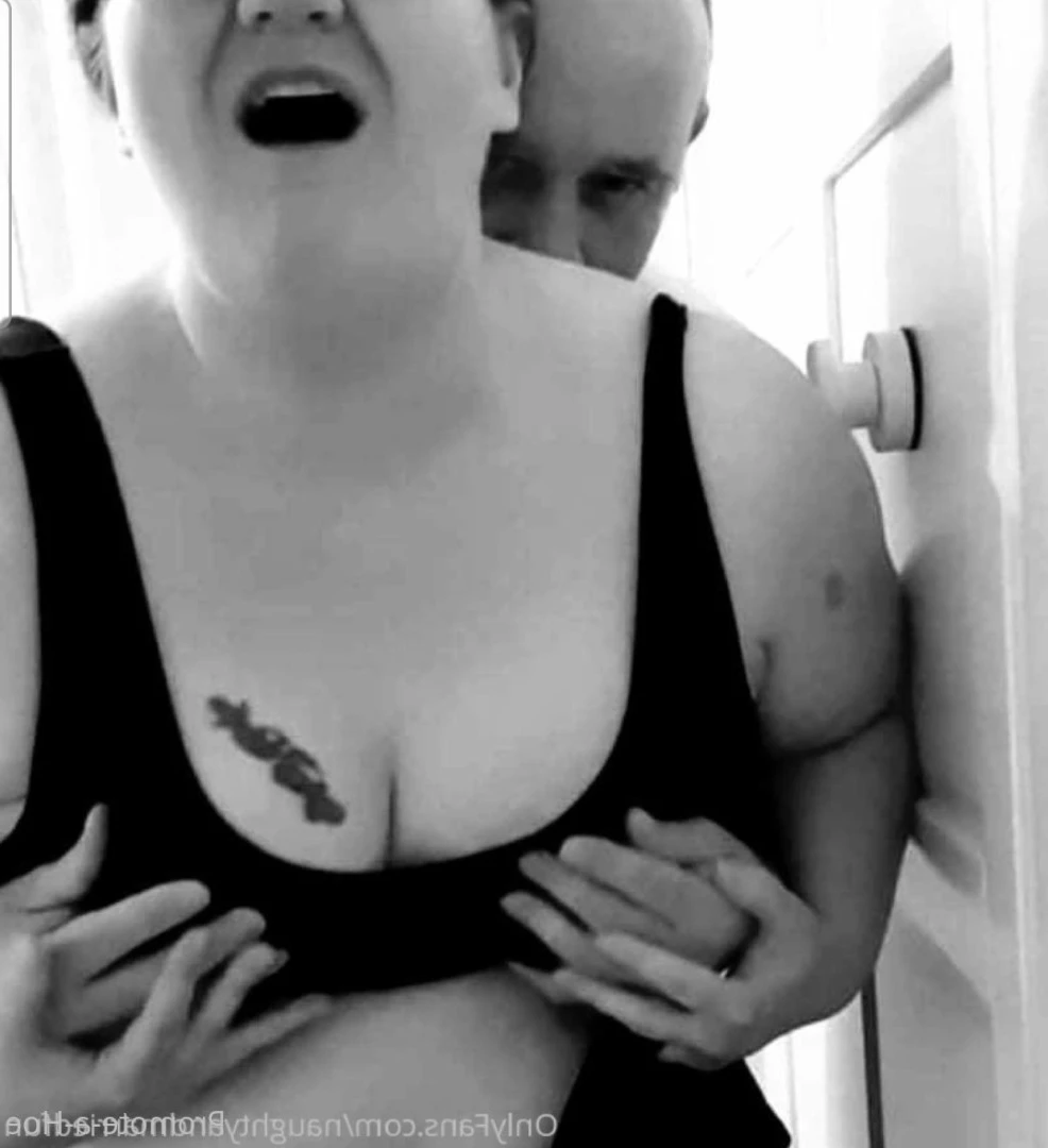promote-a-hoe Onlyfans leaked photo 9002146 on Hotleaks.tv