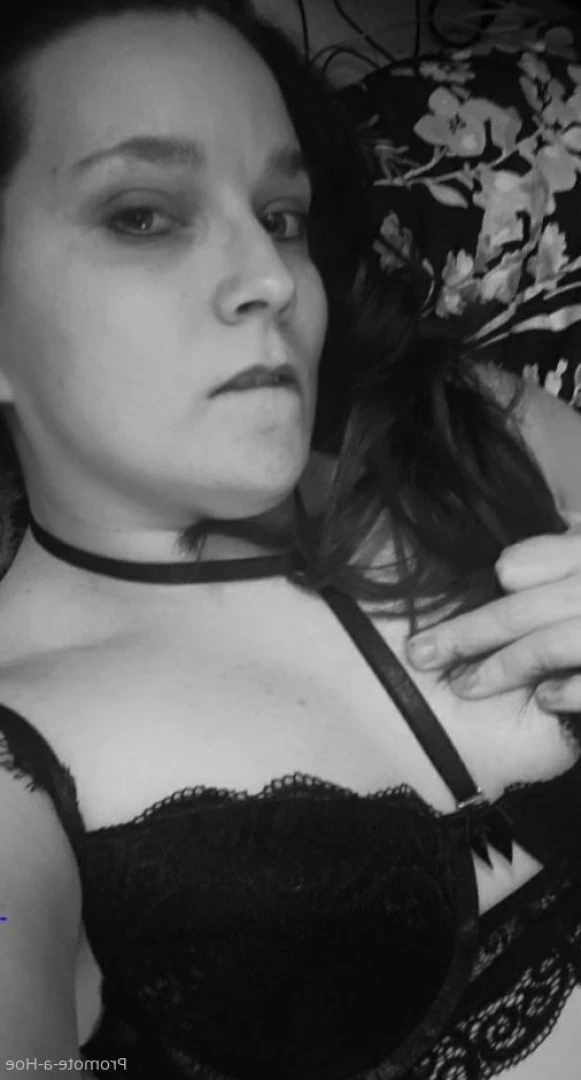 promote-a-hoe Onlyfans leaked photo 9004637 on Hotleaks.tv