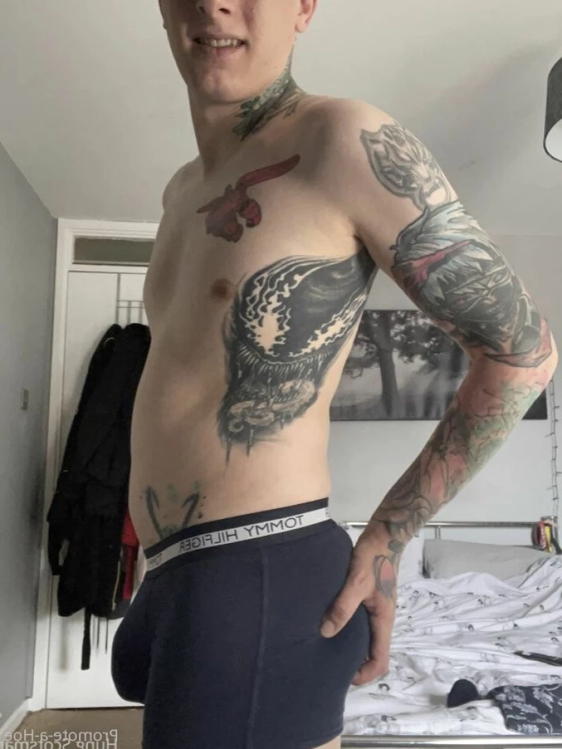 promote-a-hoe Onlyfans leaked photo 9006989 on Hotleaks.tv