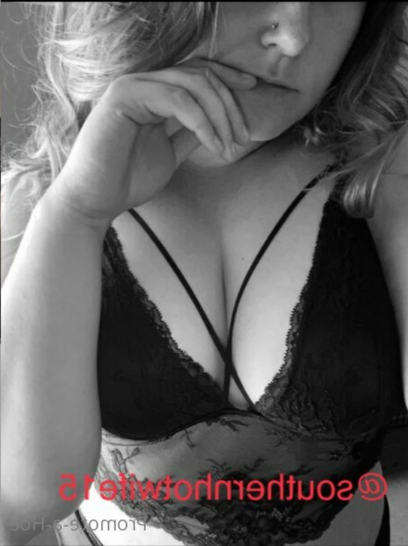 promote-a-hoe Onlyfans leaked photo 9008819 on Hotleaks.tv