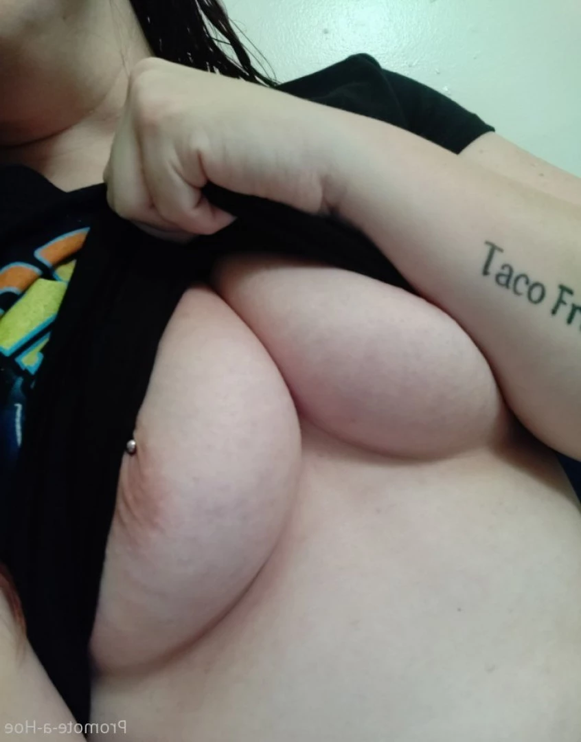 promote-a-hoe Onlyfans leaked photo 9012697 on Hotleaks.tv