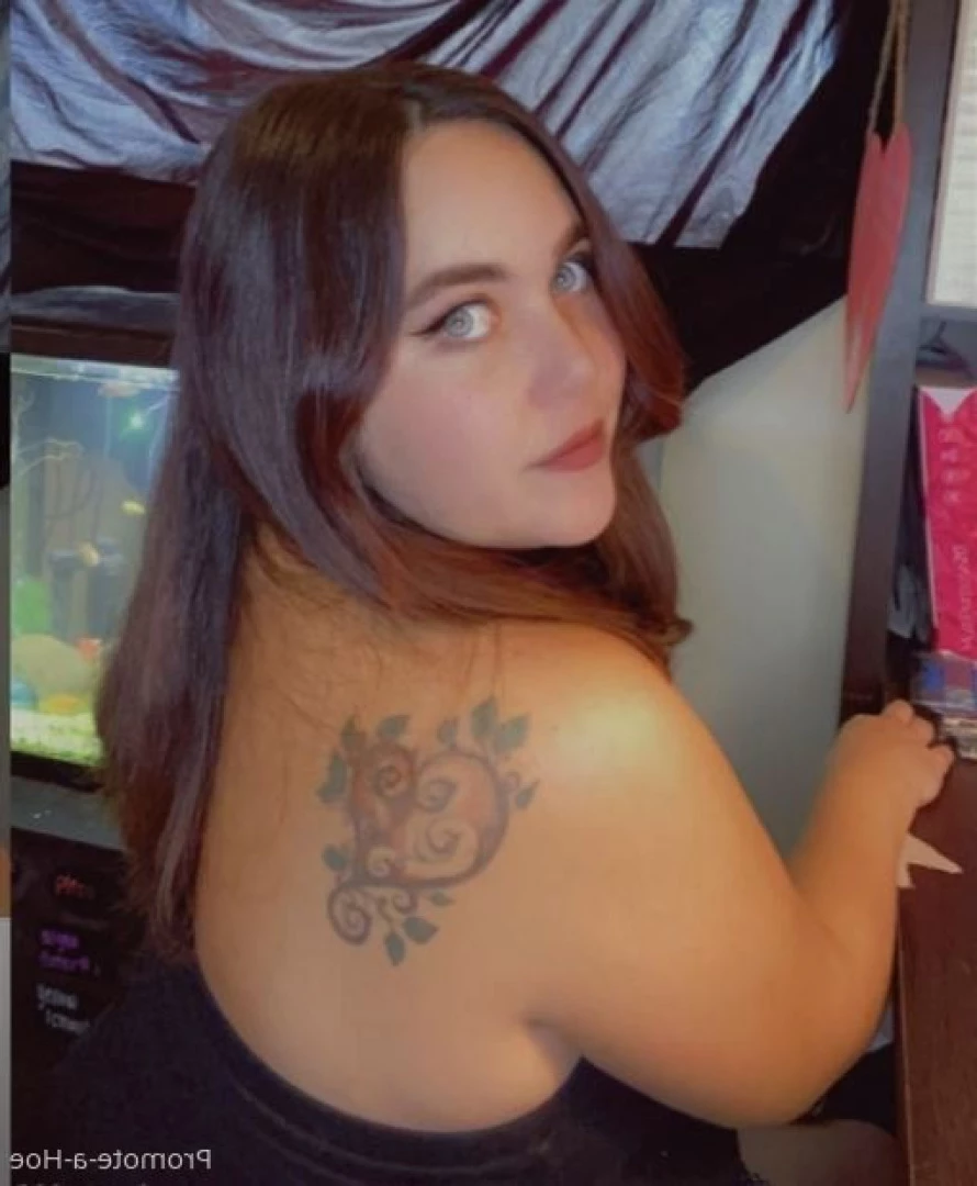 promote-a-hoe Onlyfans leaked photo 9014338 on Hotleaks.tv