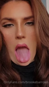 10474137