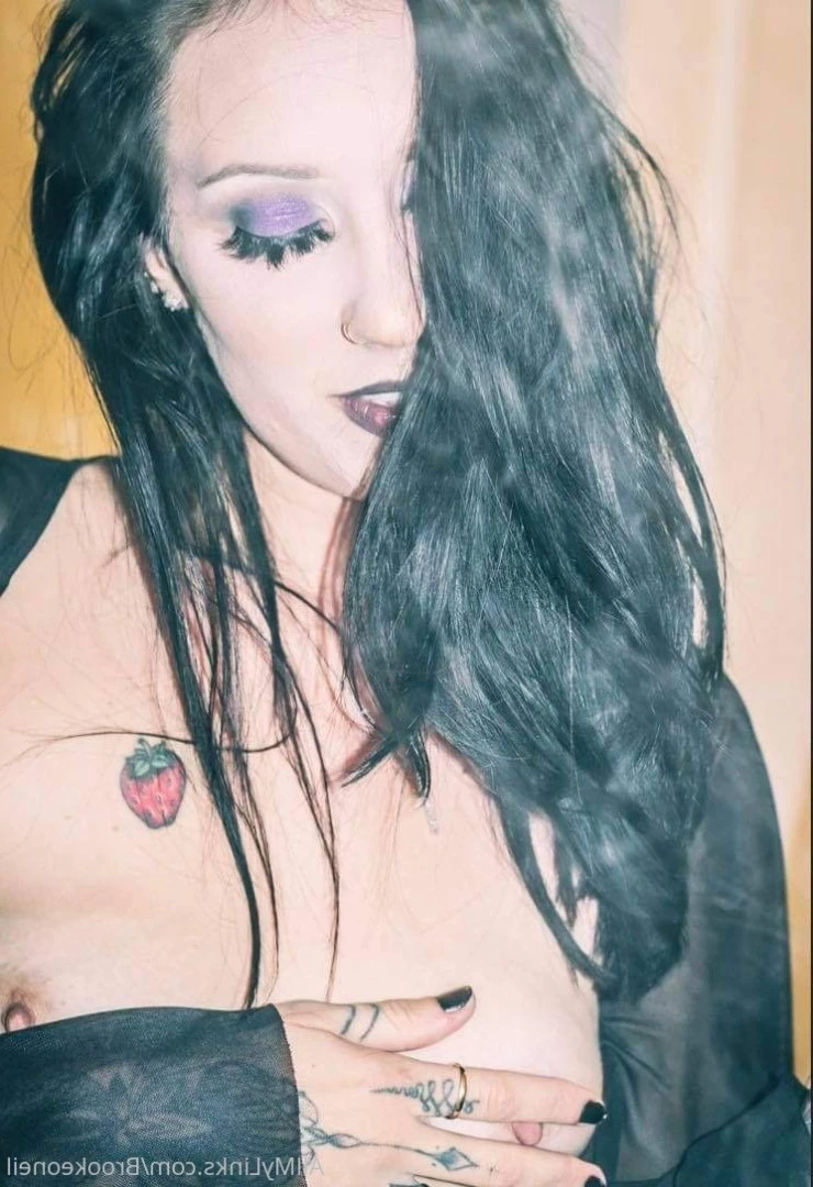 Brooke O’Neil [ brookeoneil ] Onlyfans leaked photo 10173156 on Hotleaks.tv