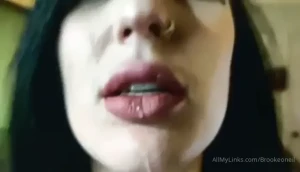 10473740