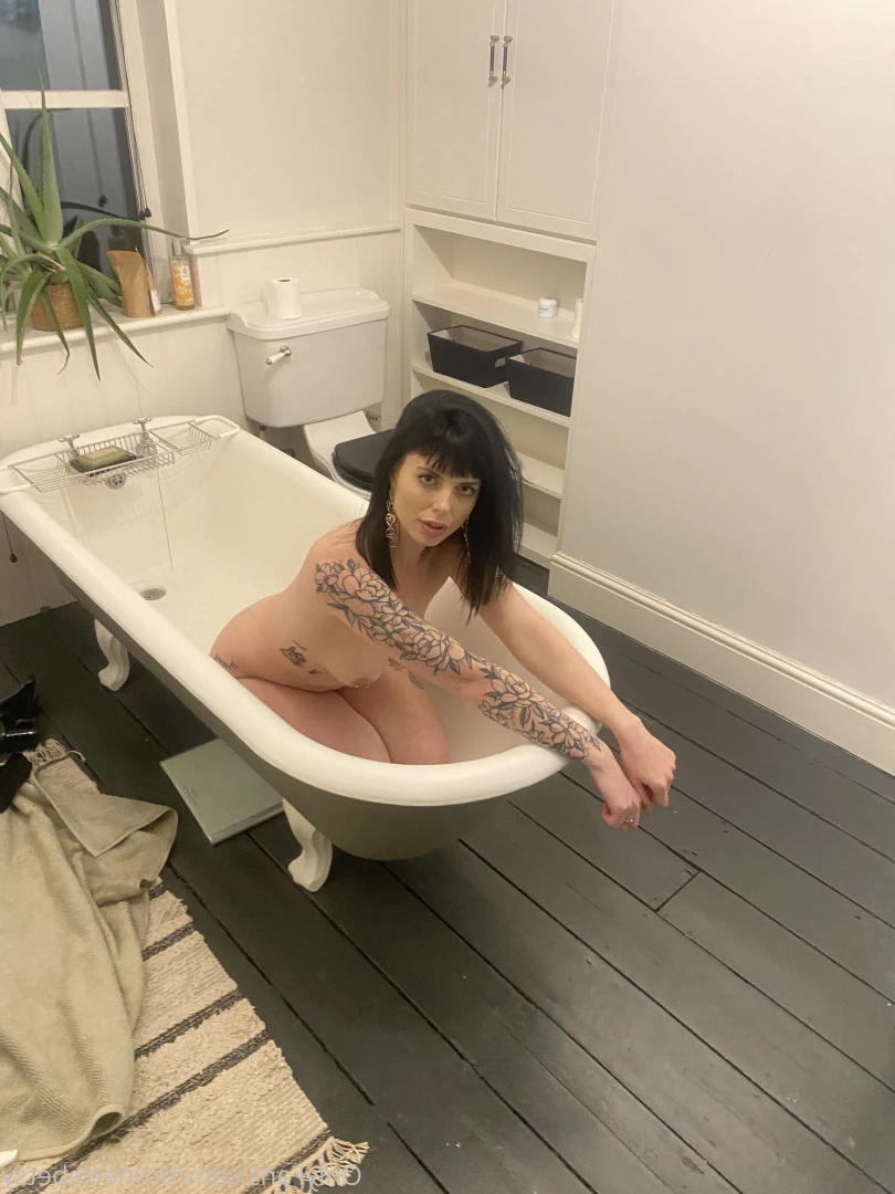 Miss Betsy [ brunettebetsy ] Onlyfans leaked photo 9135323 on Hotleaks.tv