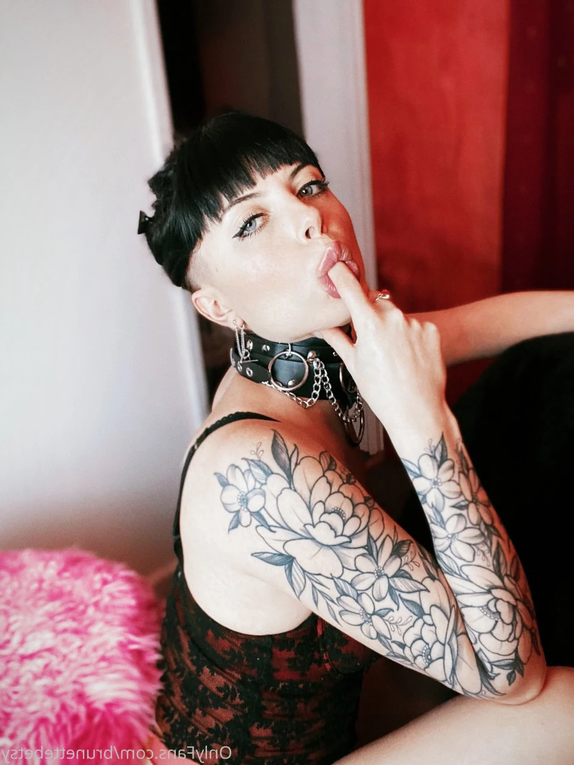 Miss Betsy [ brunettebetsy ] Onlyfans leaked photo 9135405 on Hotleaks.tv