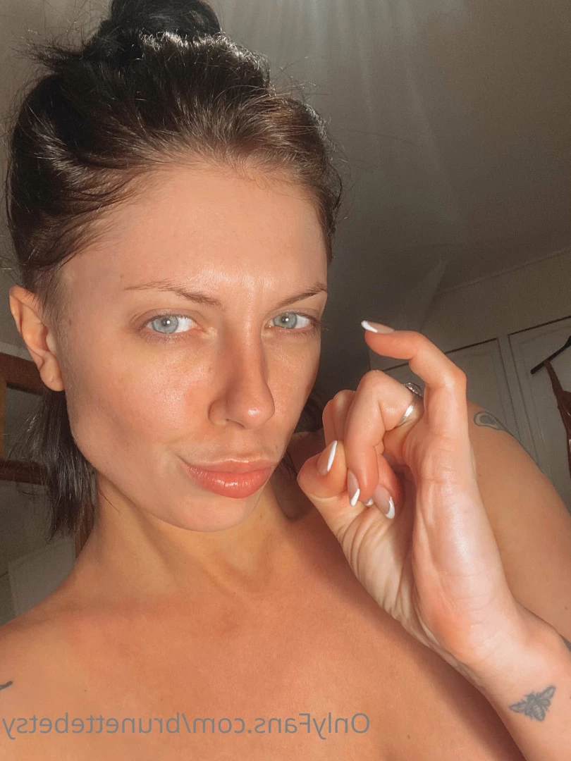 Miss Betsy [ brunettebetsy ] Onlyfans leaked photo 9135568 on Hotleaks.tv