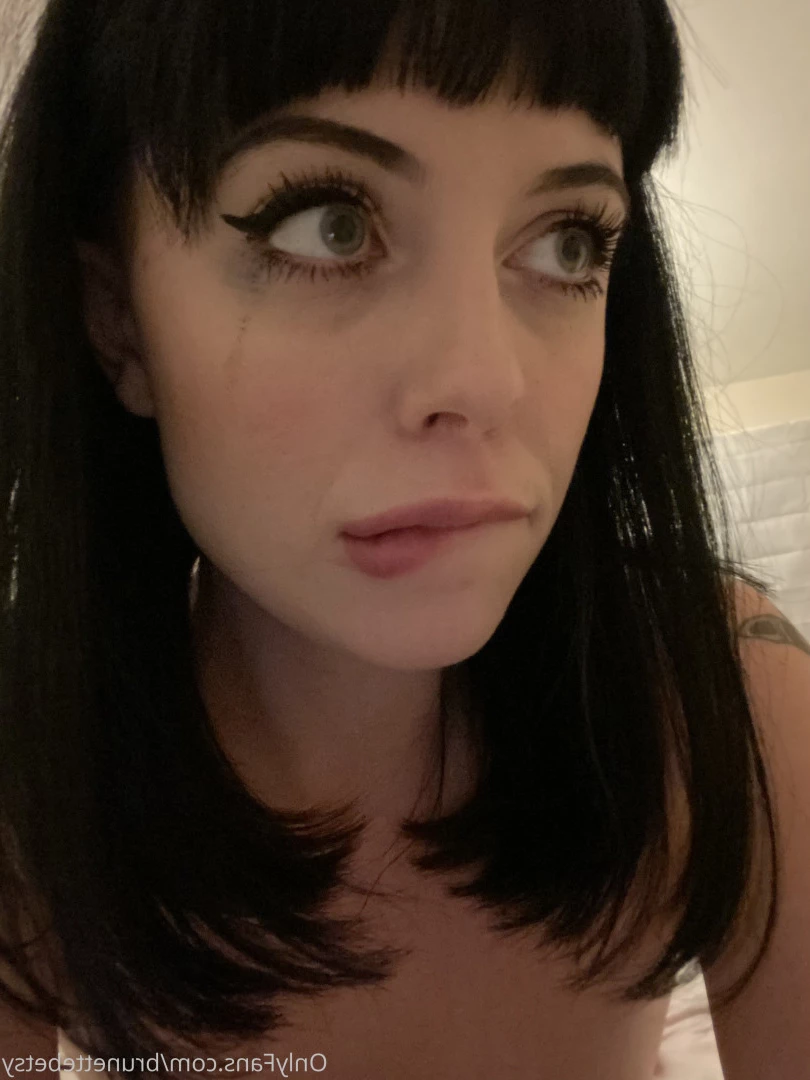 Miss Betsy [ brunettebetsy ] Onlyfans leaked photo 9136602 on Hotleaks.tv