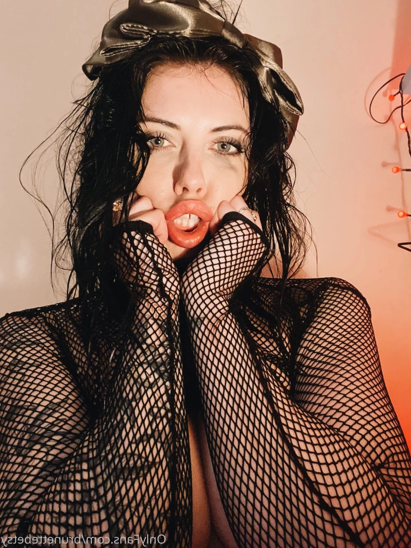 Miss Betsy [ brunettebetsy ] Onlyfans leaked photo 9136779 on Hotleaks.tv