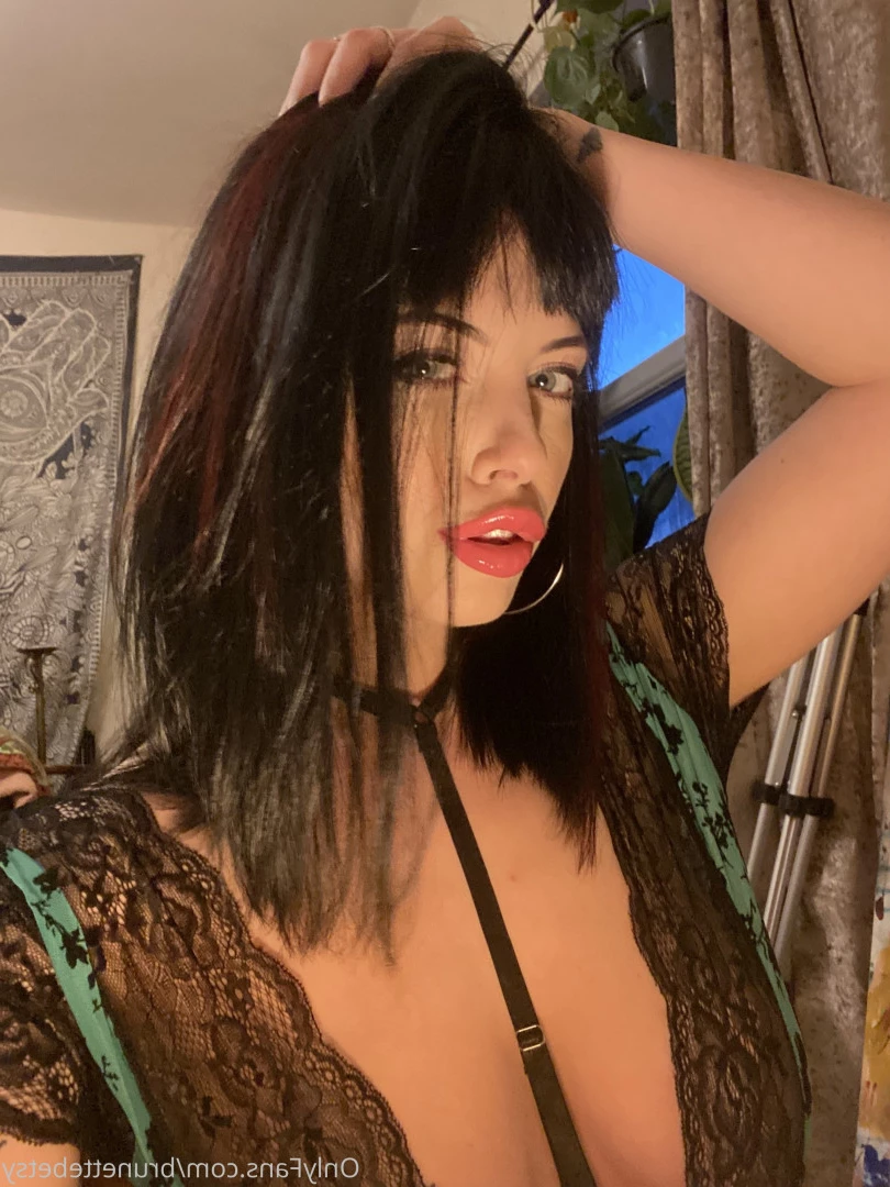 Miss Betsy [ brunettebetsy ] Onlyfans leaked photo 9136790 on Hotleaks.tv