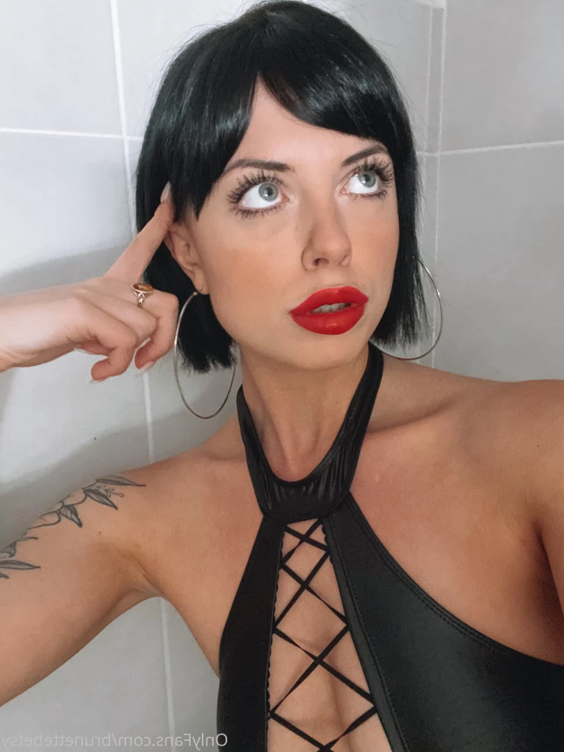 Miss Betsy [ brunettebetsy ] Onlyfans leaked photo 9136809 on Hotleaks.tv