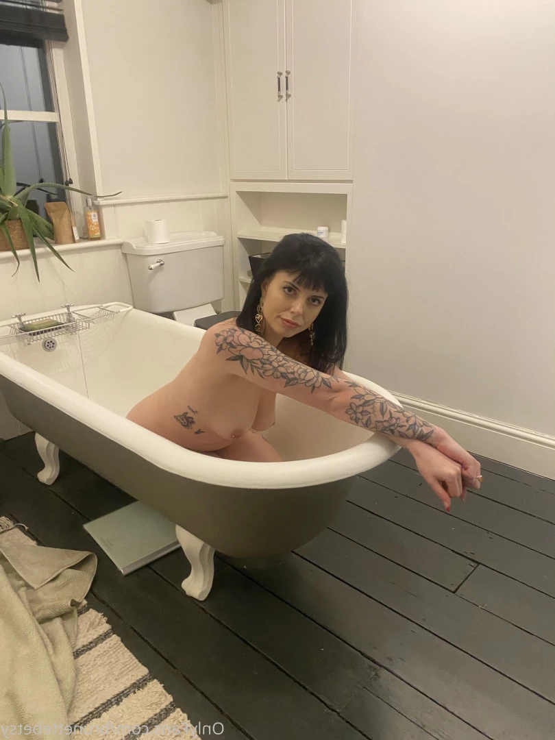 Miss Betsy [ brunettebetsy ] Onlyfans leaked photo 9137519 on Hotleaks.tv