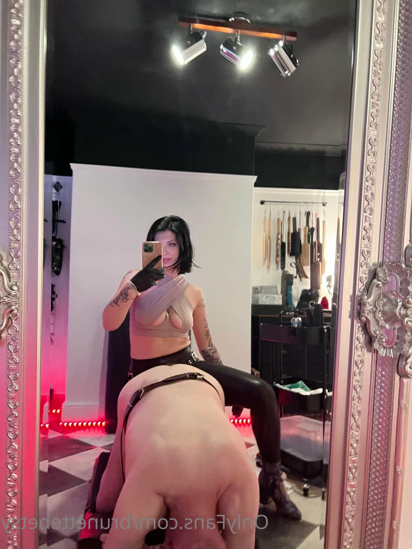 Miss Betsy [ brunettebetsy ] Onlyfans leaked photo 9138838 on Hotleaks.tv