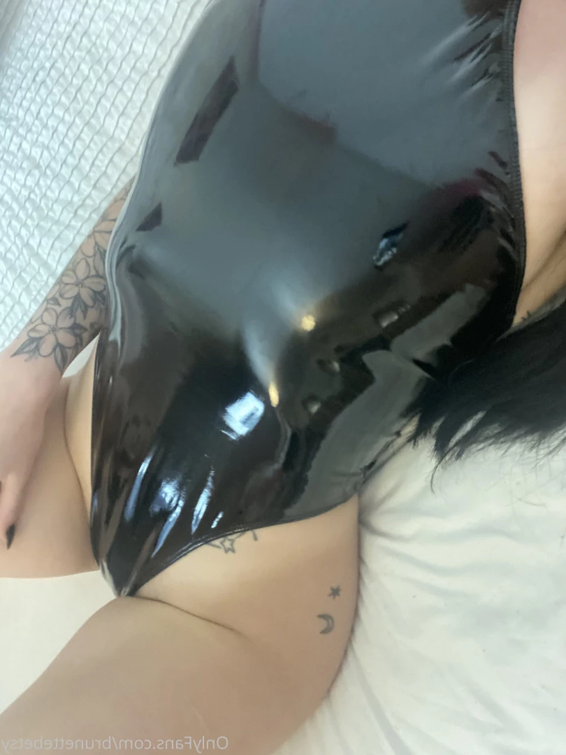 Miss Betsy [ brunettebetsy ] Onlyfans leaked photo 9139684 on Hotleaks.tv
