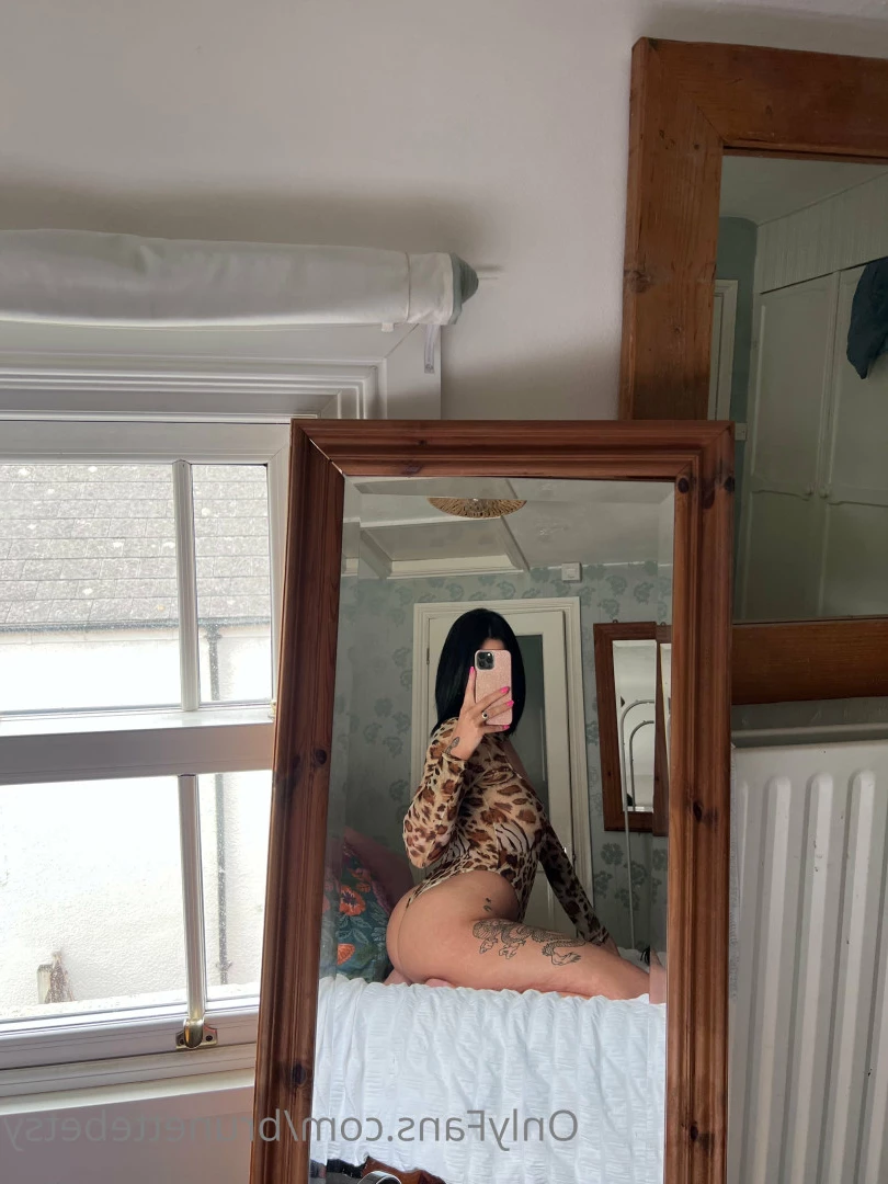 Miss Betsy [ brunettebetsy ] Onlyfans leaked photo 9140365 on Hotleaks.tv
