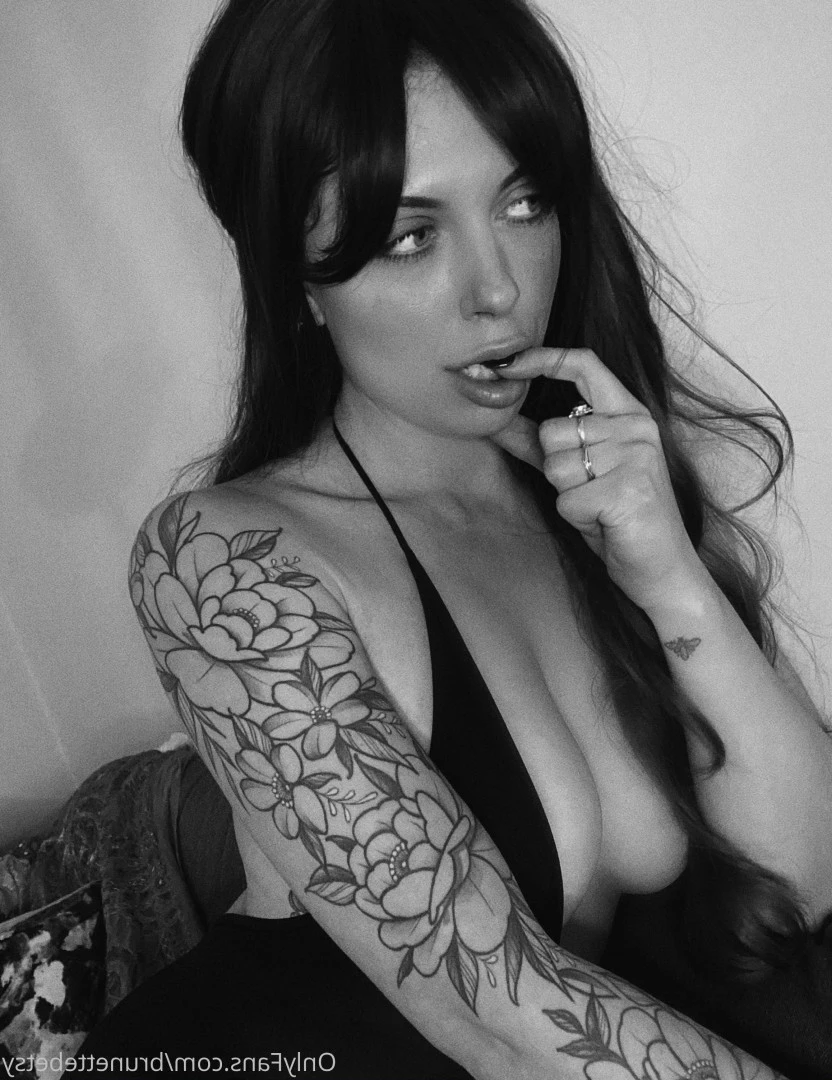 Miss Betsy [ brunettebetsy ] Onlyfans leaked photo 9141710 on Hotleaks.tv