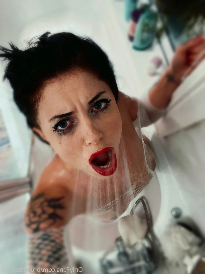 Miss Betsy [ brunettebetsy ] Onlyfans leaked photo 9143437 on Hotleaks.tv