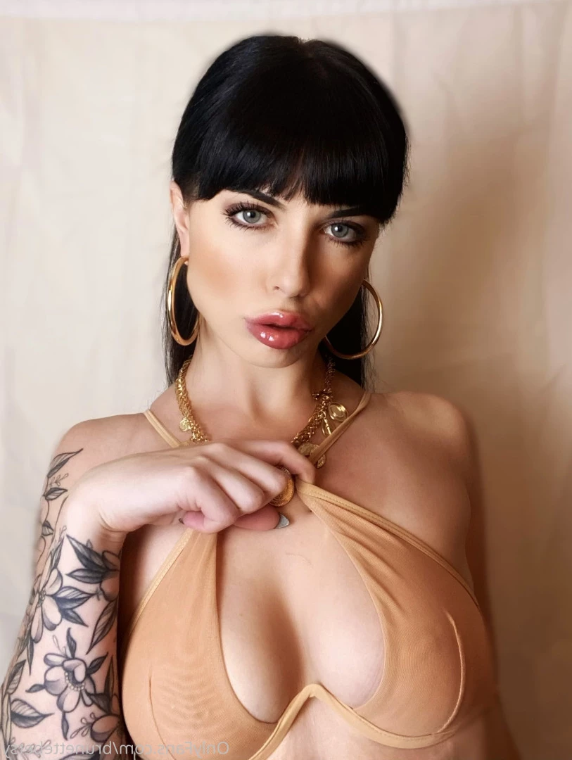 Miss Betsy [ brunettebetsy ] Onlyfans leaked photo 9143877 on Hotleaks.tv
