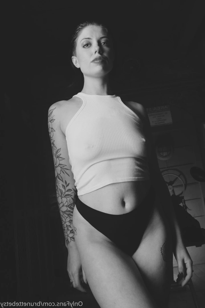 Miss Betsy [ brunettebetsy ] Onlyfans leaked photo 9143935 on Hotleaks.tv