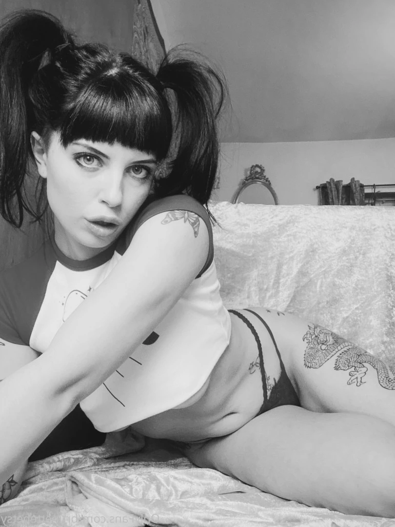 Miss Betsy [ brunettebetsy ] Onlyfans leaked photo 9144066 on Hotleaks.tv