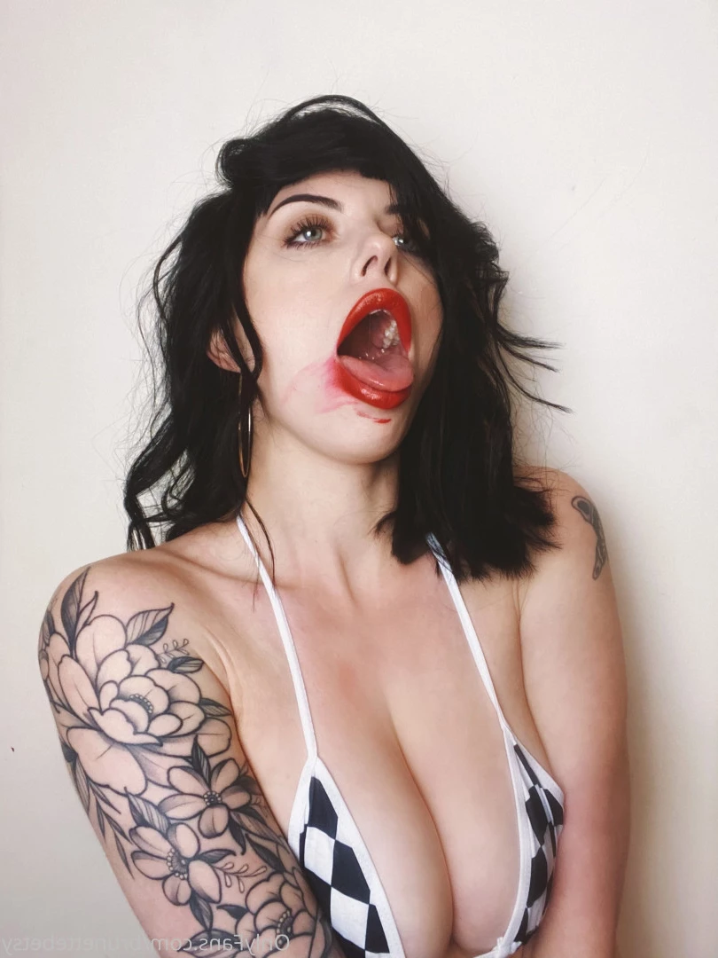 Miss Betsy [ brunettebetsy ] Onlyfans leaked photo 9144234 on Hotleaks.tv
