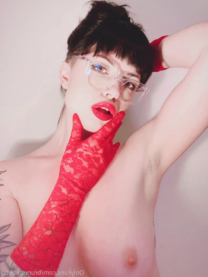 Miss Betsy [ brunettebetsy ] Onlyfans leaked photo 9145611 on Hotleaks.tv