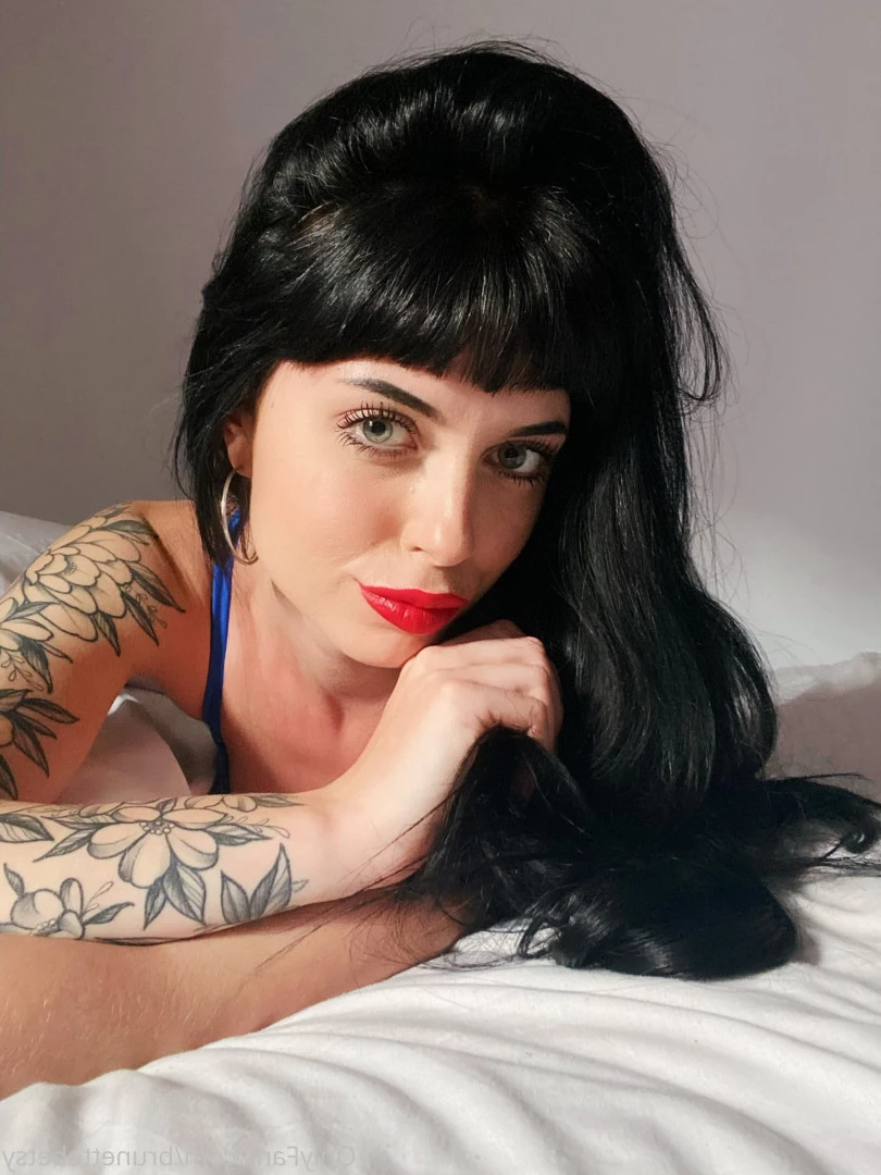 Miss Betsy [ brunettebetsy ] Onlyfans leaked photo 9146487 on Hotleaks.tv