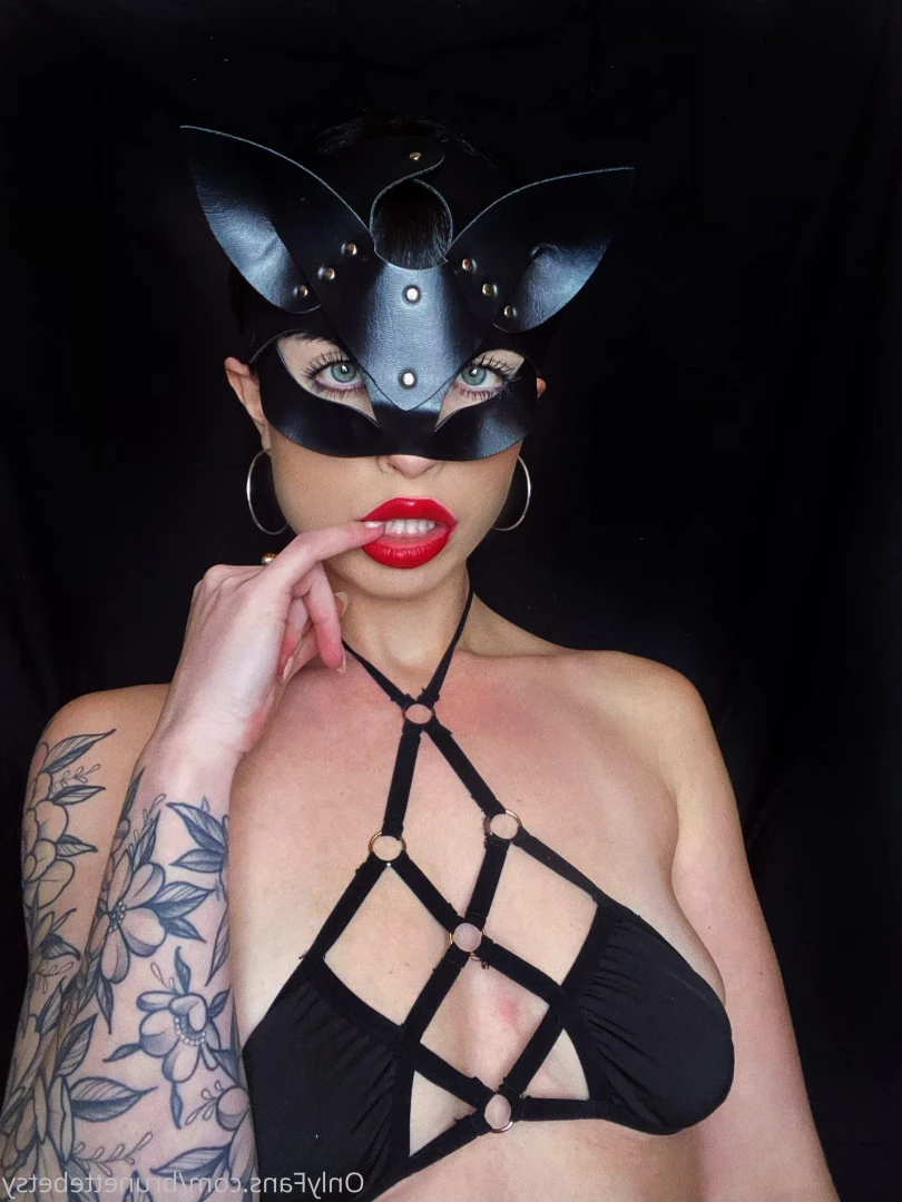 Miss Betsy [ brunettebetsy ] Onlyfans leaked photo 9146711 on Hotleaks.tv
