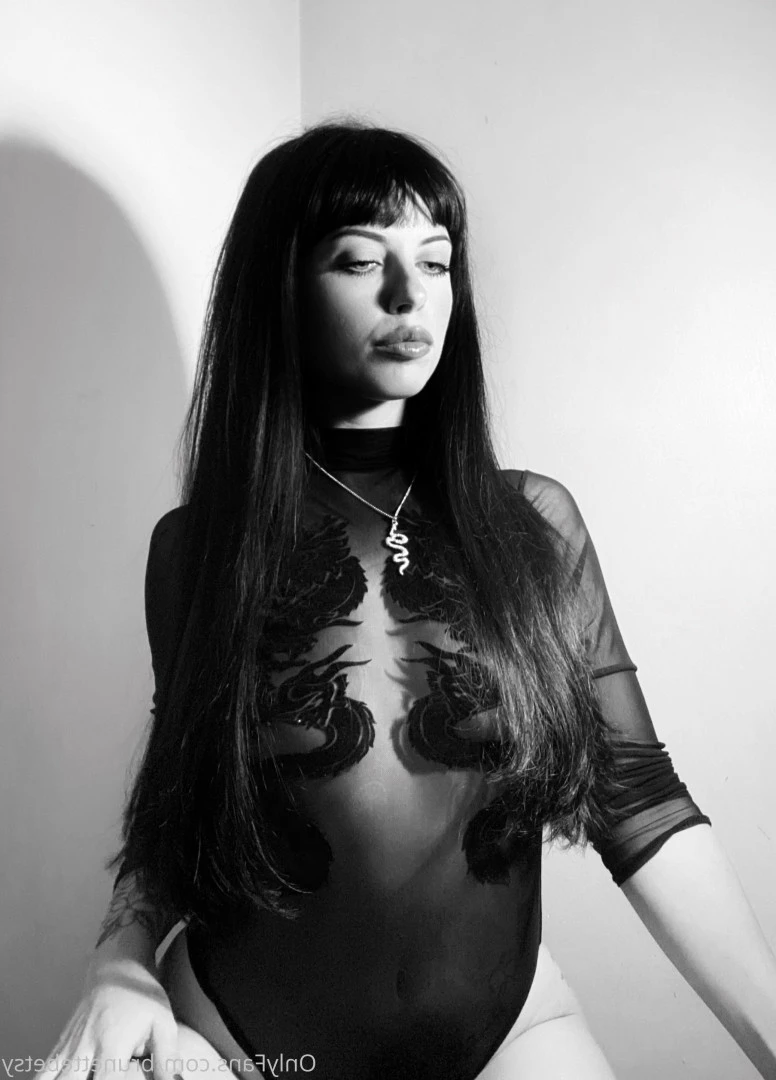 Miss Betsy [ brunettebetsy ] Onlyfans leaked photo 9146883 on Hotleaks.tv