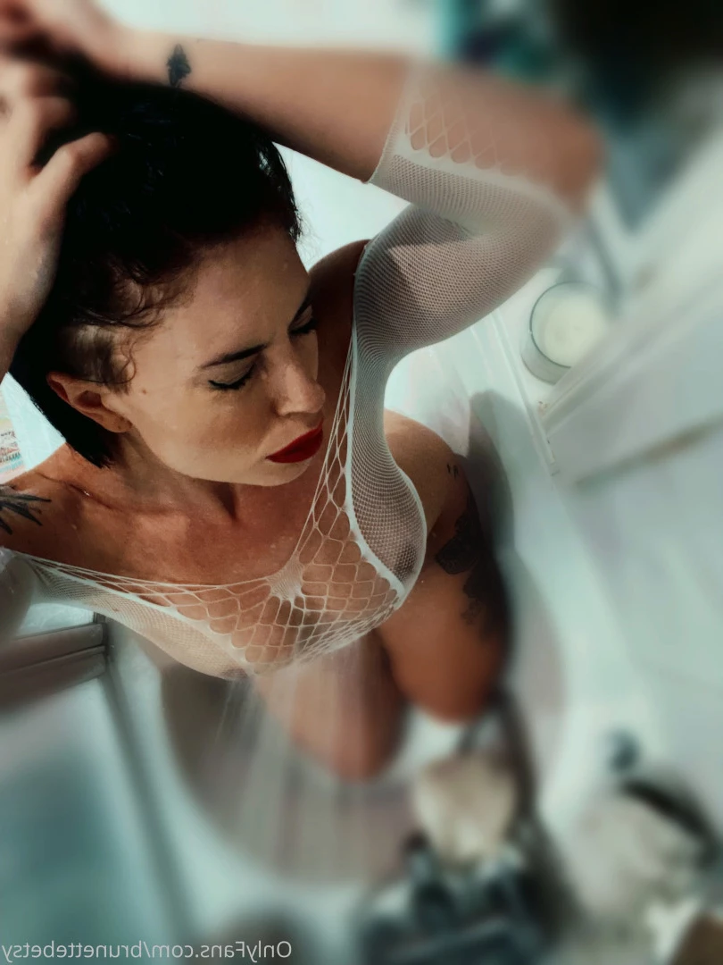 Miss Betsy [ brunettebetsy ] Onlyfans leaked photo 9147173 on Hotleaks.tv