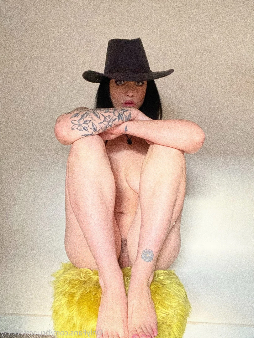 Miss Betsy [ brunettebetsy ] Onlyfans leaked photo 9148770 on Hotleaks.tv