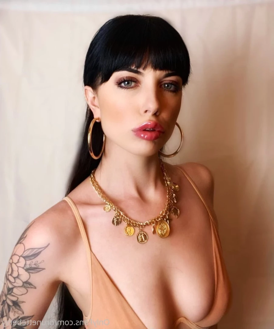 Miss Betsy [ brunettebetsy ] Onlyfans leaked photo 9151394 on Hotleaks.tv