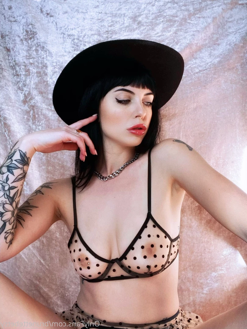 Miss Betsy [ brunettebetsy ] Onlyfans leaked photo 9152352 on Hotleaks.tv