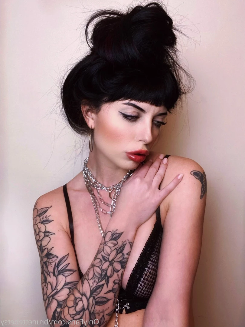 Miss Betsy [ brunettebetsy ] Onlyfans leaked photo 9152909 on Hotleaks.tv