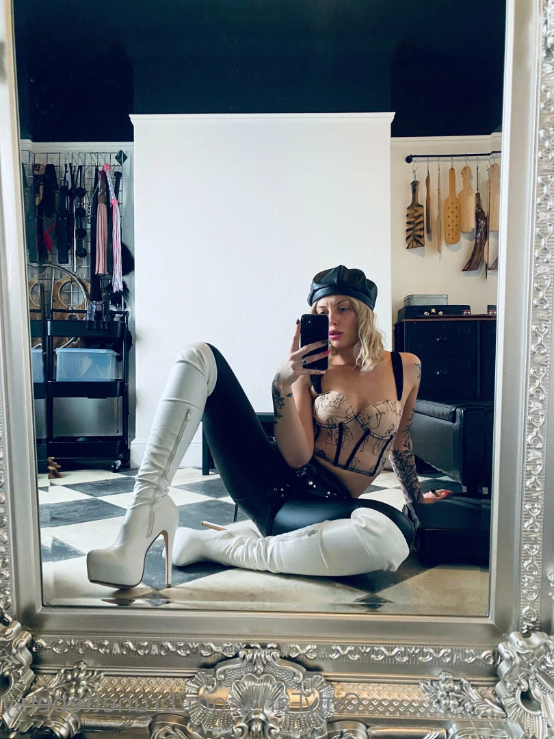 Miss Betsy [ brunettebetsy ] Onlyfans leaked photo 9154318 on Hotleaks.tv