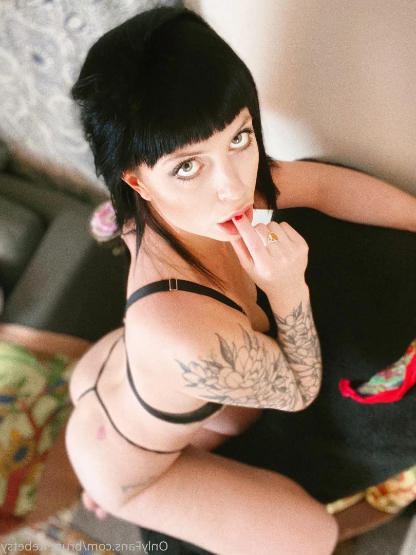 Miss Betsy [ brunettebetsy ] Onlyfans leaked photo 9716290 on Hotleaks.tv