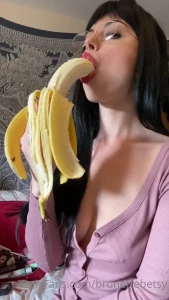 Miss Betsy [ brunettebetsy ] Onlyfans leaked video 10472132 on Hotleaks.tv