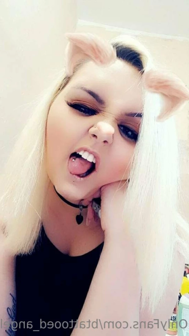 🥵 𝙔𝙊𝙐𝙍 𝙁𝙀𝙏𝙄𝙎𝙃 𝙎𝙒𝙄𝙏𝘾𝙃 🥵 [ btattooed_angel ] Onlyfans leaked photo 13146018 on Hotleaks.tv