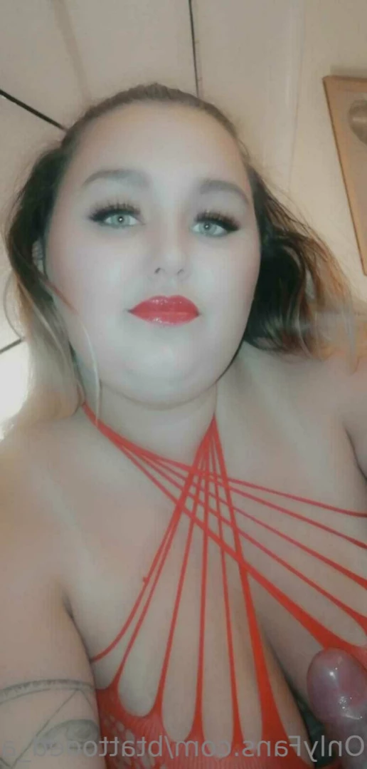 🥵 𝙔𝙊𝙐𝙍 𝙁𝙀𝙏𝙄𝙎𝙃 𝙎𝙒𝙄𝙏𝘾𝙃 🥵 [ btattooed_angel ] Onlyfans leaked photo 13579689 on Hotleaks.tv