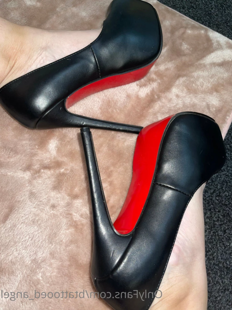 🥵 𝙔𝙊𝙐𝙍 𝙁𝙀𝙏𝙄𝙎𝙃 𝙎𝙒𝙄𝙏𝘾𝙃 🥵 [ btattooed_angel ] Onlyfans leaked photo 14016471 on Hotleaks.tv