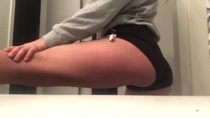 10471676