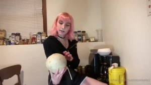 10471569