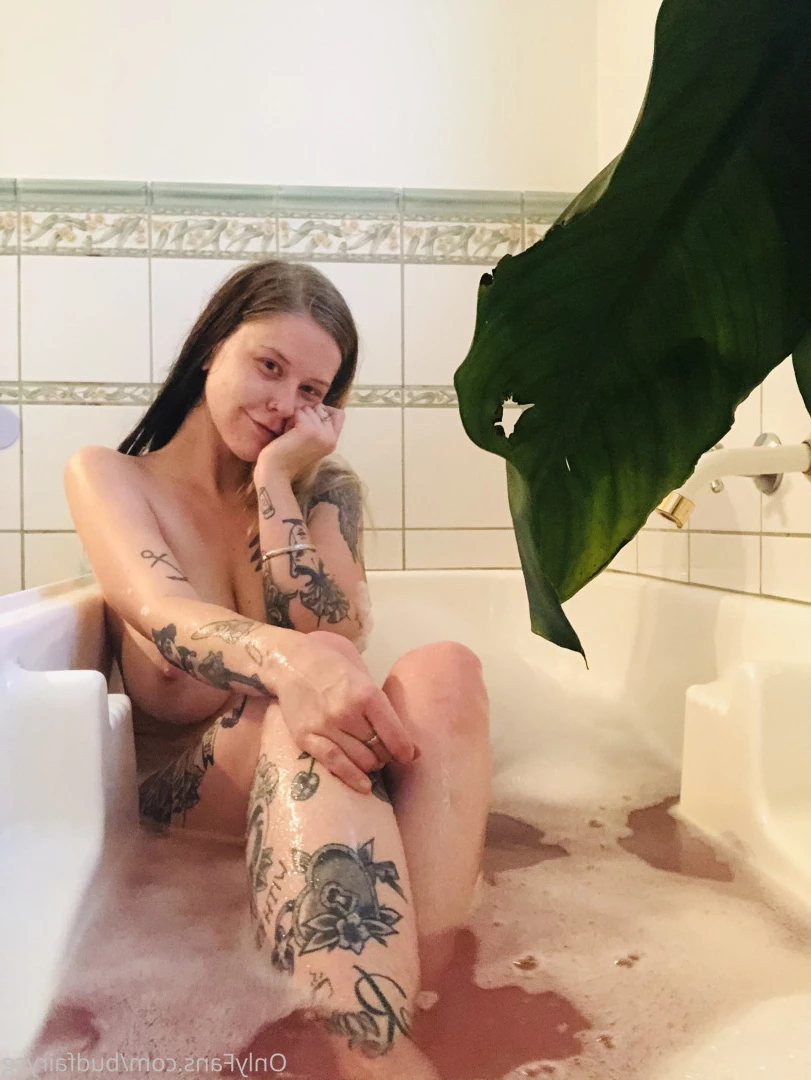 Bud Fairy 🌱 [ budfairysg ] Onlyfans leaked photo 8883446 on Hotleaks.tv