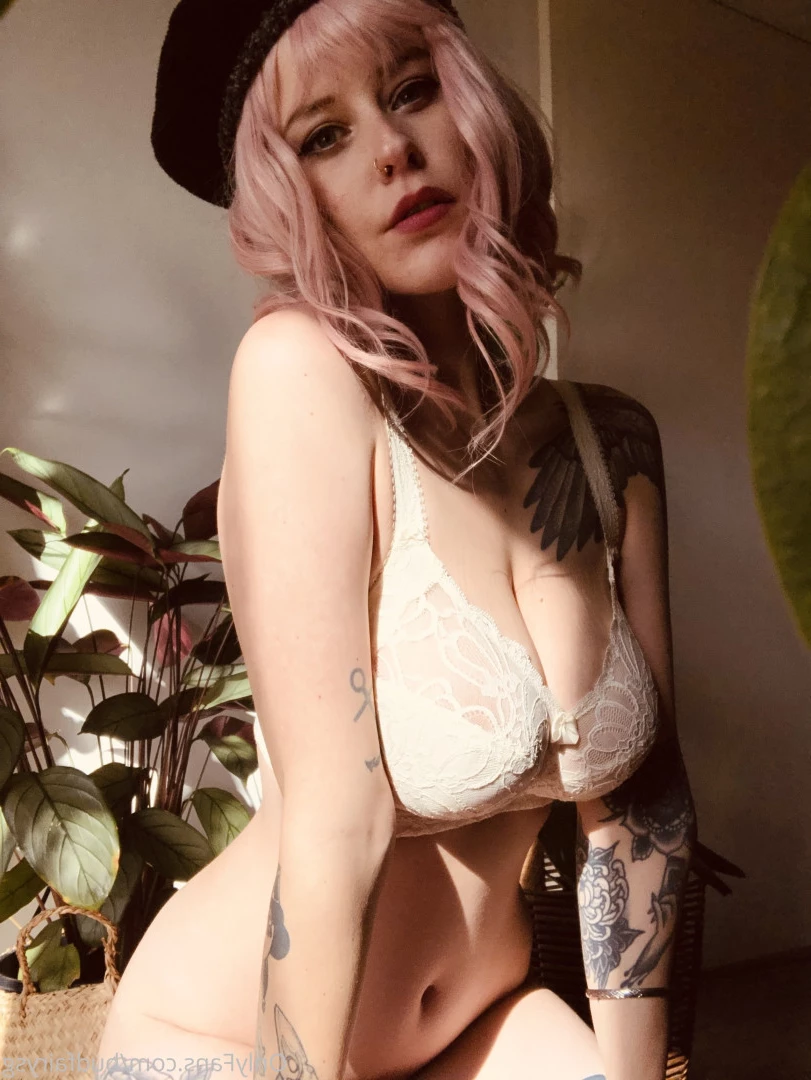 Bud Fairy 🌱 [ budfairysg ] Onlyfans leaked photo 8888171 on Hotleaks.tv
