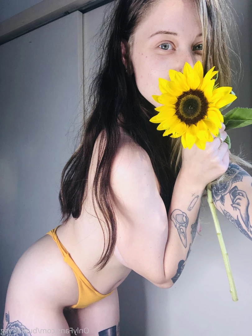 Bud Fairy 🌱 [ budfairysg ] Onlyfans leaked photo 8890460 on Hotleaks.tv