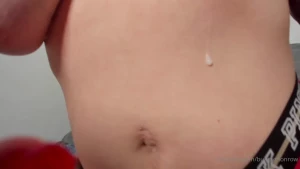 10471086