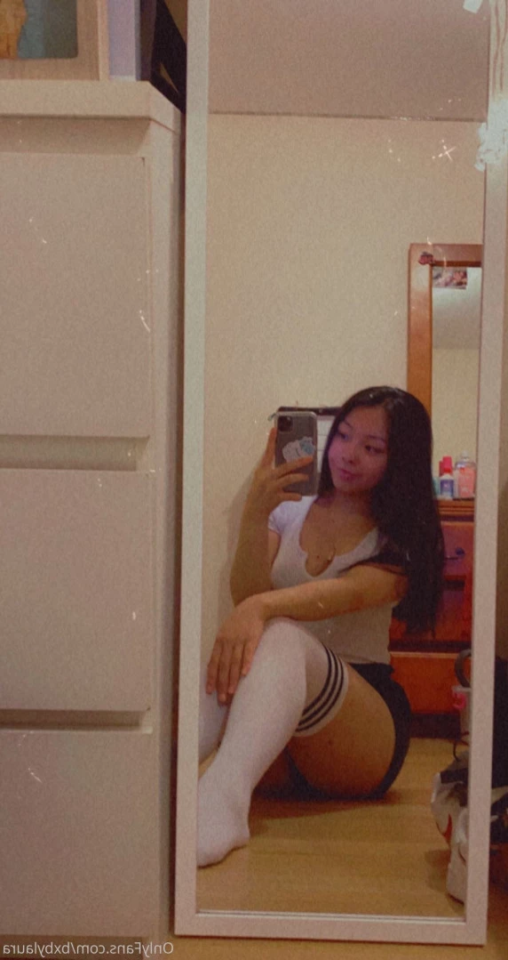 laura 🌸💗 [ bxbylaura ] Onlyfans leaked photo 13150702 on Hotleaks.tv